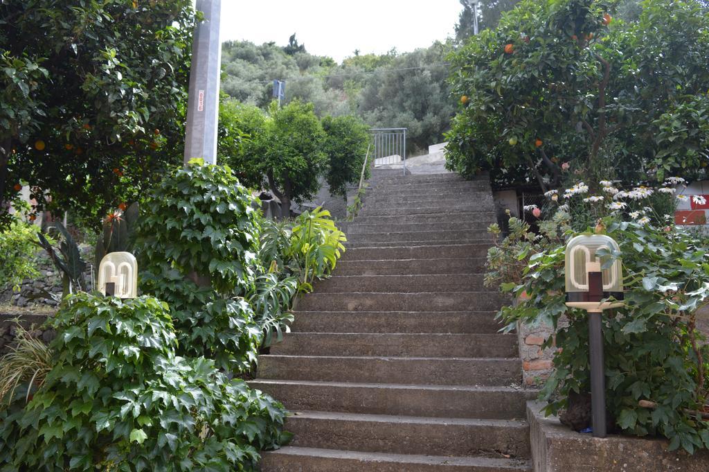 Appartement La Casa Di Giulia à Forza dʼAgro Extérieur photo