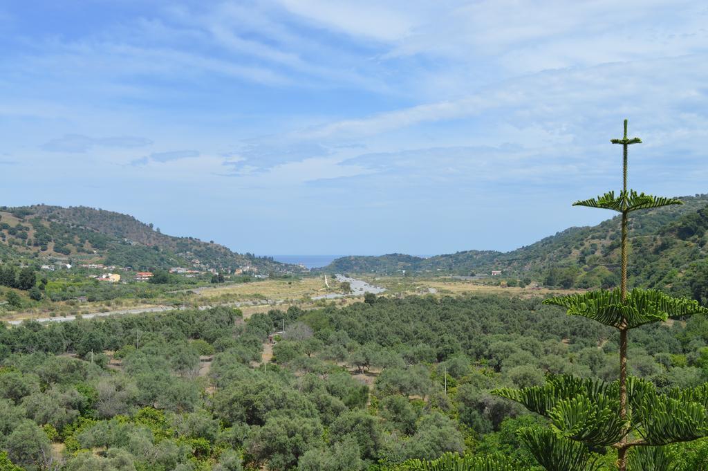 Appartement La Casa Di Giulia à Forza dʼAgro Extérieur photo